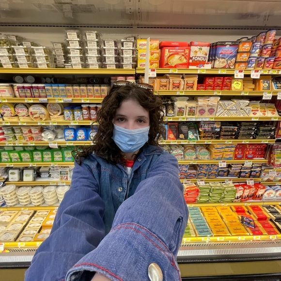 Meet your Posher, Cylia marti - Picture 1 of 1